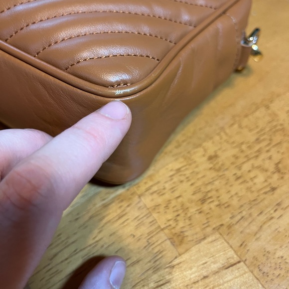 Quince Italian Leather  Quilted Crossbody Bag 6x8.5x3” Cognac  $229MSRP - Picture 10 of 14